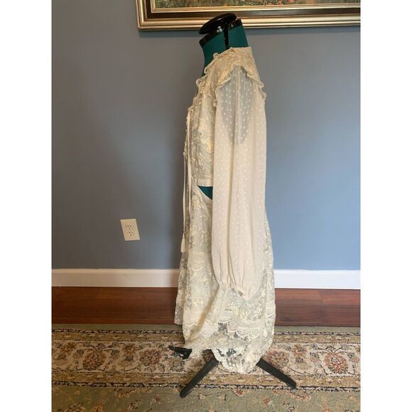 Alexis Cream Lace Cut Out Long Sleeve Dress, size L - Picture 4 of 7